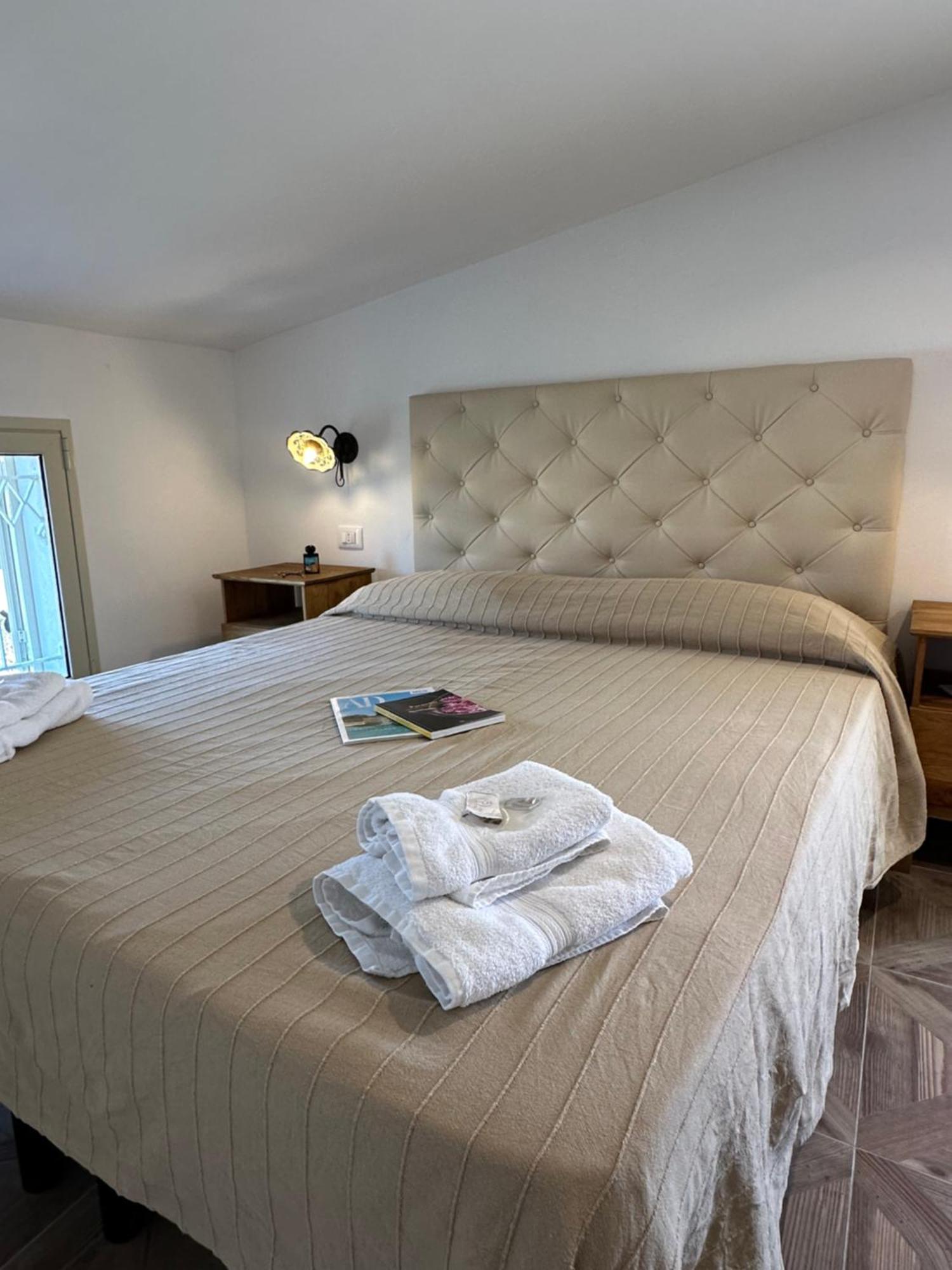 B&B Villa Sul Mare Melito Di Porto Salvo Eksteriør bilde